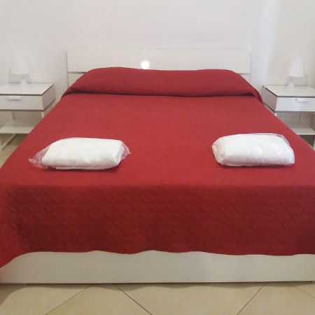 Le Cisterne Holiday Home 曼弗雷多尼亚 外观 照片